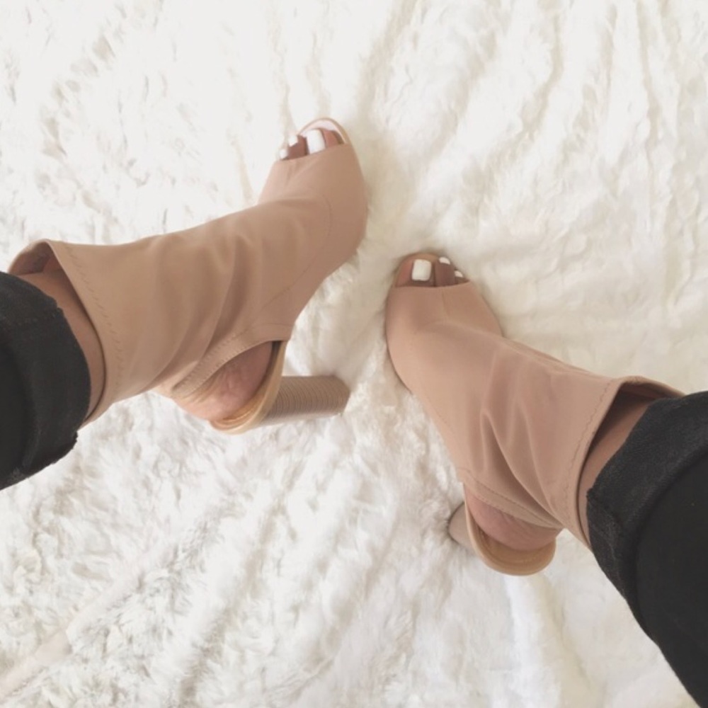 Brand New with Box Women's Heel